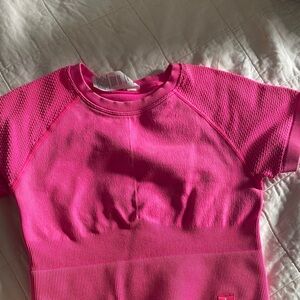 JoyLab Bright Pink Short Sleeve Seamless Active Top
